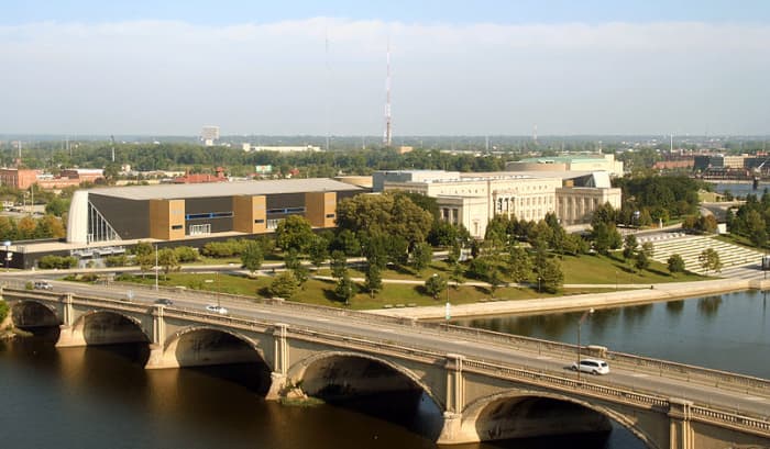 Central High School became the Center of Science and Industry. Columbus City Schools have sold empty buildings for good uses before and they can do so again.