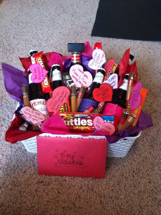 60+ Romantic DIY Valentines Gift Basket Ideas That Shows Your Love ...