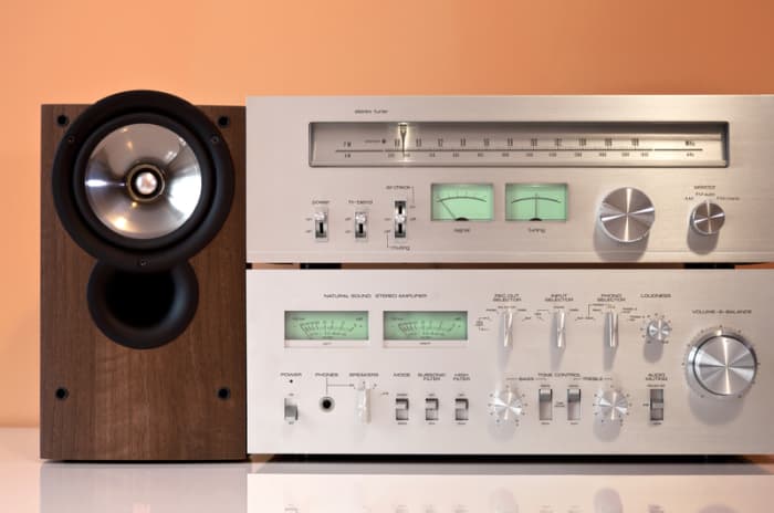 Stereo components - tuner, integrated amp, and one of the speakers. High-end enthusiasts sometimes refer to such equipment as "Oriental mid-fi!"