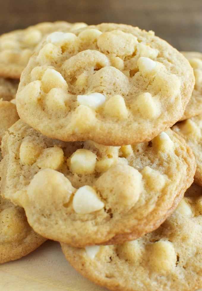 Chewy white chocolate macadamia nut cookies