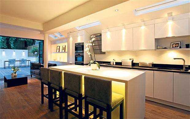 This kitchen is the layer of lighting in the great space.