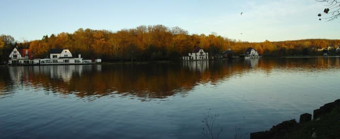The Lac de Genval. Composite of two photographs taken by David Edgar