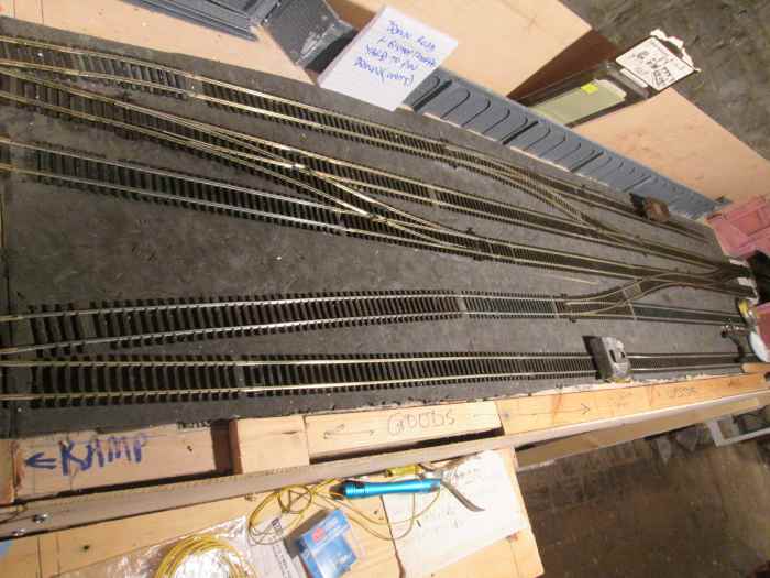 Initial view back toward Unit 4, a pair of facing right-hand points has been added, to aid a run-around off the Up Main to the Down Main and into Bishopthwaite's station (still designated "goods only")