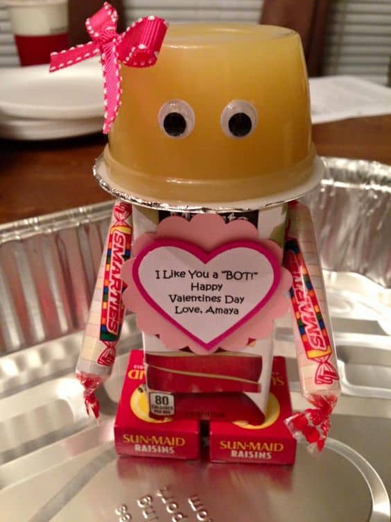 60+ Super Cute Valentines Party Favors for Kids That Are so Adorable ...