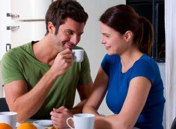 Giving her a compliment will instantly sway the conversation in your favor. Keep it genuine, keep it real and say it from your heart.