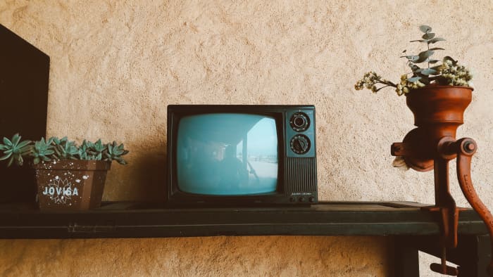 TV not working? Find out how to identify and fix common problems. 
