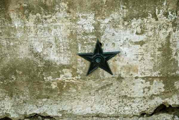 Wall Containment Rod and Washer Lynchburg AIN'T in Texas, so this is not a Cowboys Symbol!
