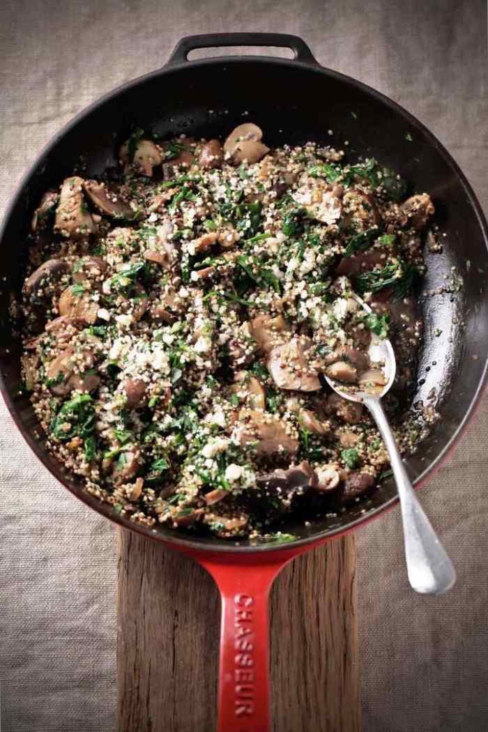 Quinoa risotto with Brazil nut "Parmesan"