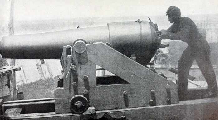 The Confederate artillery piece "Whistling Dick" that helped stop the Union Navy from assaulting Vicksburg from the Mississippi River.