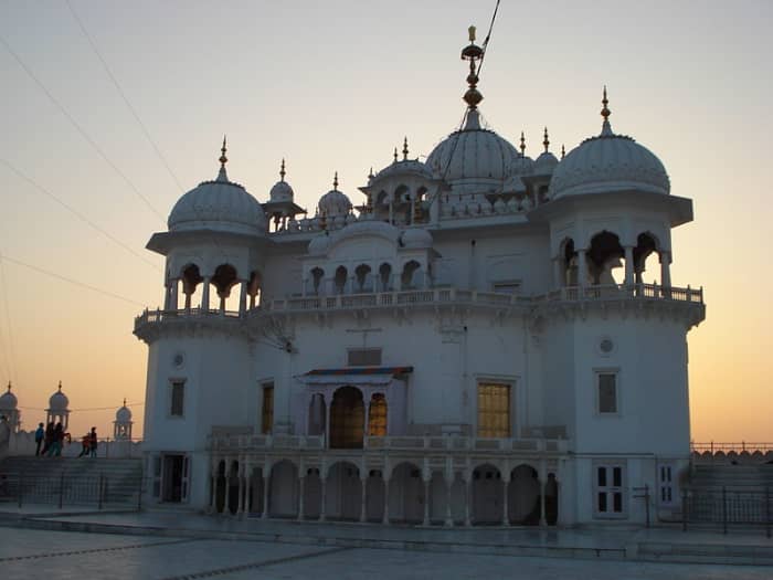 Keshgarh Sahib, the place where the baptism of the 5 beloved ones took place and where a Gurudwara stands today.