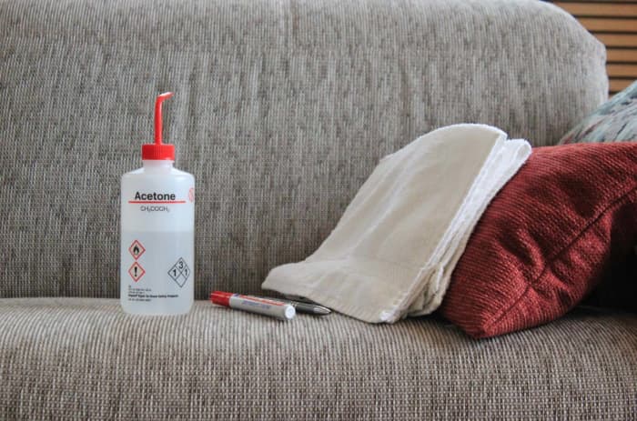 Look for textures that are nubby or woven that are clean stains. Fabrics are velour and synthetic pile upholstery.