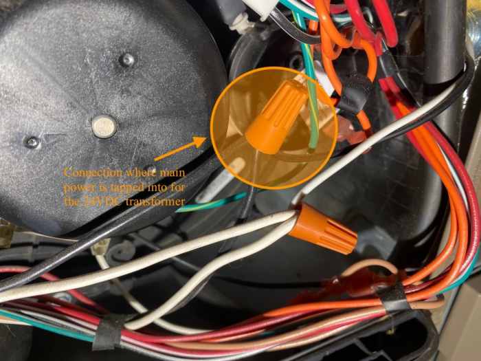 Where main power meets transformer power line in a wrong configuration