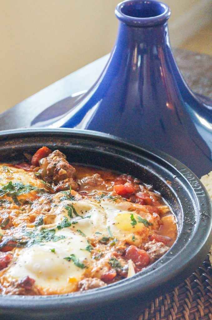 Kefta mkaouara (Moroccan meatball and egg tagine)