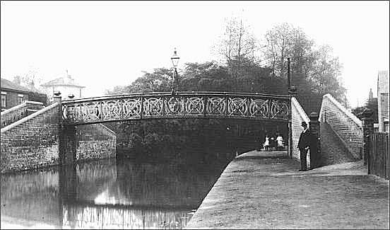 This footbridge over the Newcastle-under-Lyme Canal was near to Nursery Street and the site of the accident