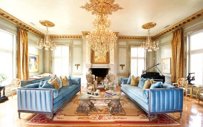 The Chinese Zodiac Rat's living room should play off the colors blue and gold. It should look Victorian, like a place fit for a president, and it should be inviting. It is a blend of opulence, the future, and the heavens.