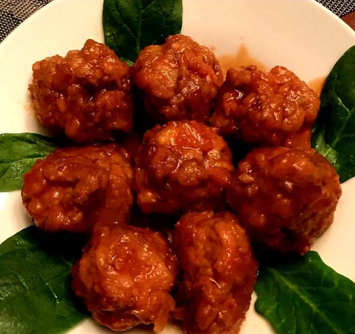 Granny's Ginger Ale Meatballs With Sweet & Sour Sauce Delishably