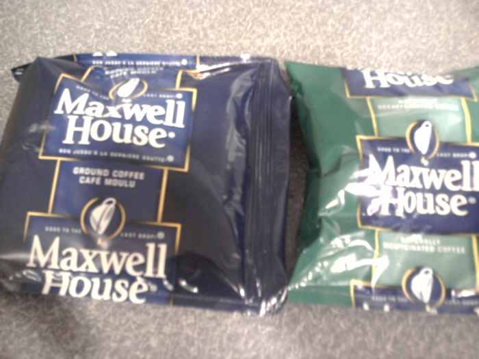 Maxwell House Coffee Review Should You Buy It ? Delishably