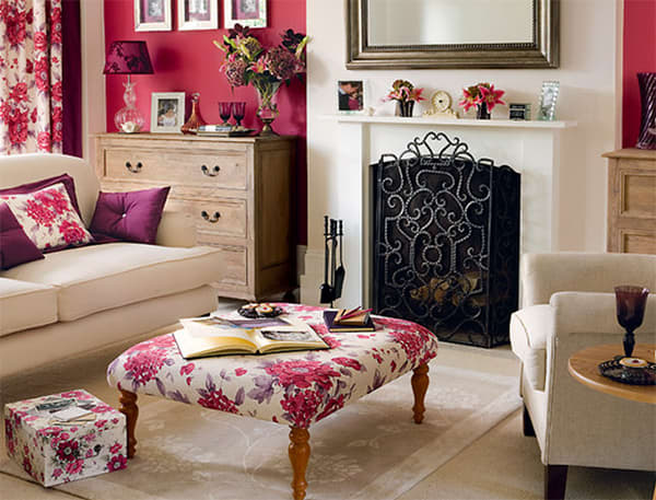 A Chinese Zodiac Rabbit living room looks lovely with a mix of pink and black. The room should look spacious, wooden, and spring-like. Flowers make all the difference.