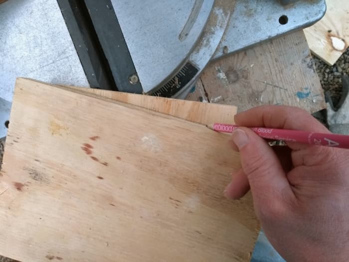Both side walls need to slope to the front. The front edge is 1" shorter than the back, that's 6".