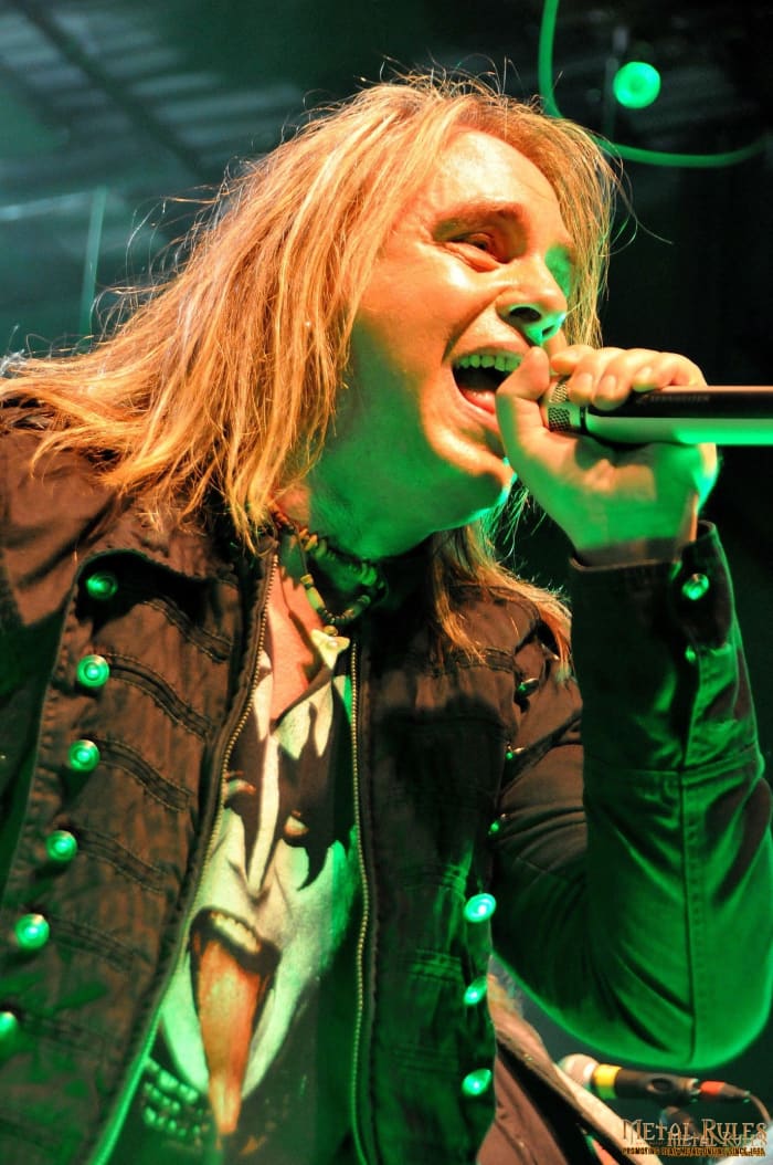 Andi Deris replaced vocalist Michael Kiske in 1993 and he has proven to be a very good vocalist for one of the longest active German heavy metal bands.