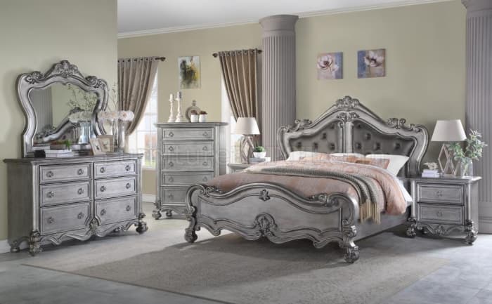 The Dragon bedroom should be ornate but not as colorful as other rooms. It should be a peaceful room where you can relax. Silver is my favorite color for dragon bedrooms.