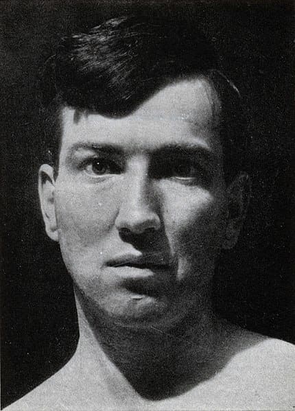 I Claudius and King Jesus author Robert Graves, striking an Imperial pose.