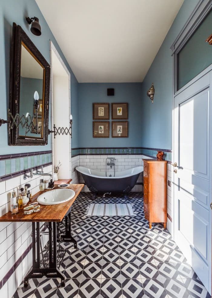 The Goat wants a colorful bathroom with different designs. They would like a bathtub in a non-white color. There should be different elements to appeal to different people.