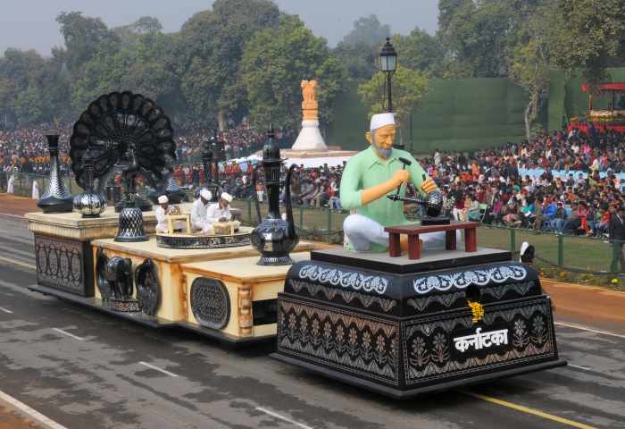 Bidriware Handicraft From Bidar - Karnatake State Tableau - Republic Day Parade 2011