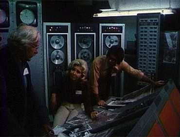 Will Geer (l) listens intently as Michael Learned provides her thoughts about Hilda, while Ric Carrott listens intently
