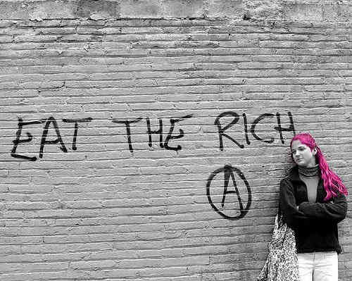 The ideas that prevail in the USA are akin to those of the French Revolution, except there is not Guillotine but Graffiti and other modes of expression about the discontents of the general American people