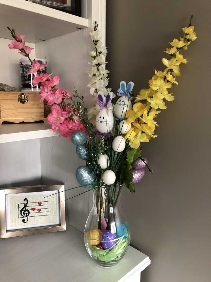 50+ Adorable DIY Dollar Tree Easter Decorations for Kids to Make