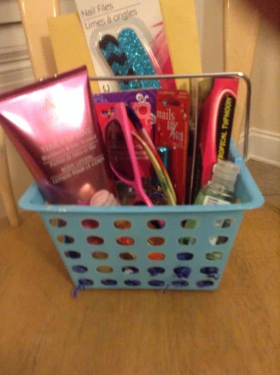 35+ Dollar Store Mothers Day Gift Basket Ideas that will Melt her Heart ...