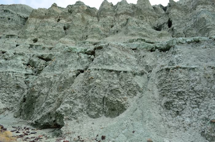 Breathtaking views of the rock formations inside the Blue Basin.
