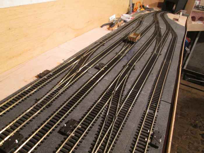 The fiddleyard, Unit 7, final layout. The last few short sections of track were slotted in during the week ending 7/3/21 - which means ballasting can start from Unit 1 (at last)!