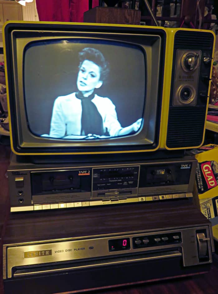 Zenith Black and White Television Model K121F with the Chassis 9JB1X, Testing a Selectavision Player ... Zenith Black and White Television Model K121F with the Chassis 9JB1X, Made 1977, Showing The Best Of Judy Garland Movie CED Selectavision Video D