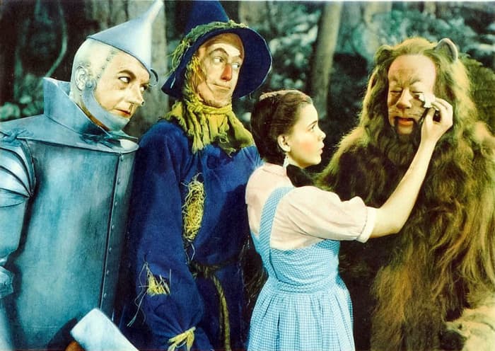 The film is a quantum leap forward in cinema history with its costumes, set design, use of colour and imagination.
