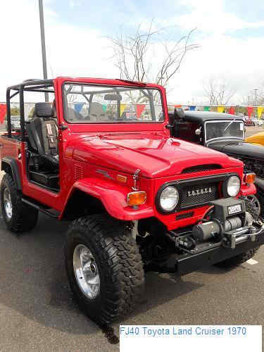 Arizona Classic Vintage Old Cars for Sale Attract Huge Crowds - AxleAddict