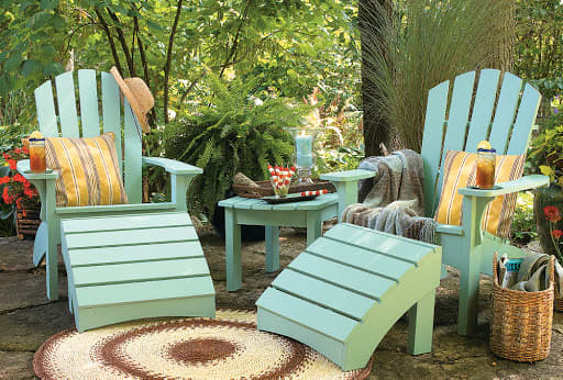 When we first moved into this house five years ago, I painted this group of benches. But, truth be told, they were starting to show their age, so I decided there was no better time than the end of summer to get them back in shape.