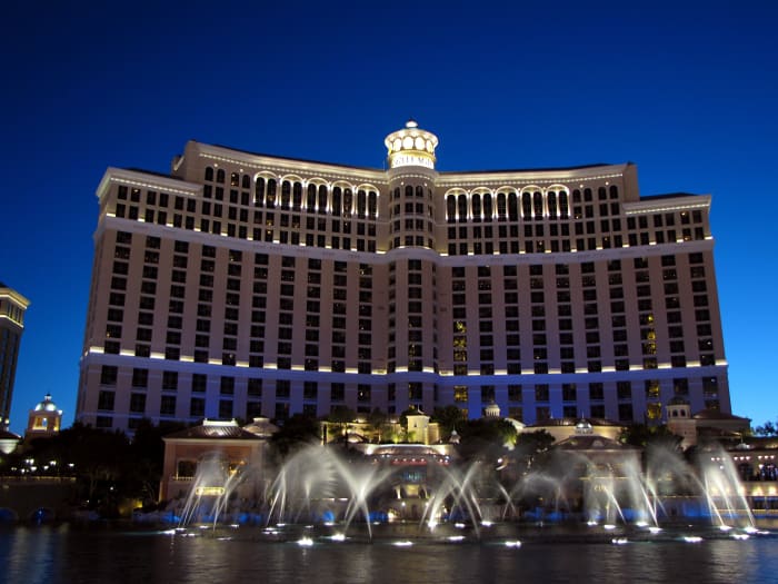 The film is as glamorous and chintzy as the Bellagio, one of three separate casinos the gang plan to rob.