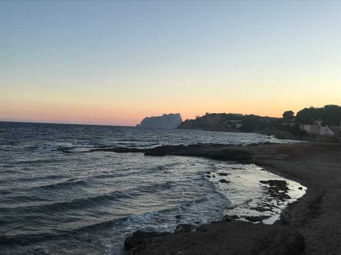 Wouldn't it be ideal to find this place each time we feel anxious, depressed, or stressed? Well, when this is not available, you can always eat your way to bliss.