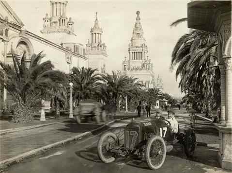 Before the First World War Rickenbacker was a well known automobile racer. In 1910 he entered racing as a driver. Through 1916, he competed in 42 races, including 5 Indy 500s.