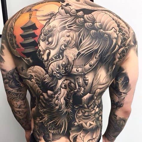 The-guardian-lions-foo-dog-tattoo-betydninger-historie-tatovering-billeder