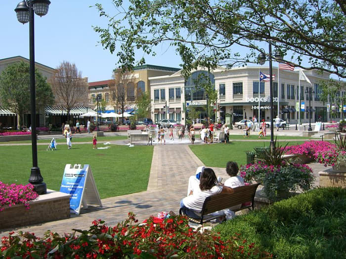 The mall at Beavercreek OH, where Ronnie and Donnie live.