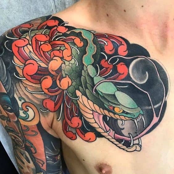 Giapponese serpente e kiku / crisantemo da Stu Pagdin