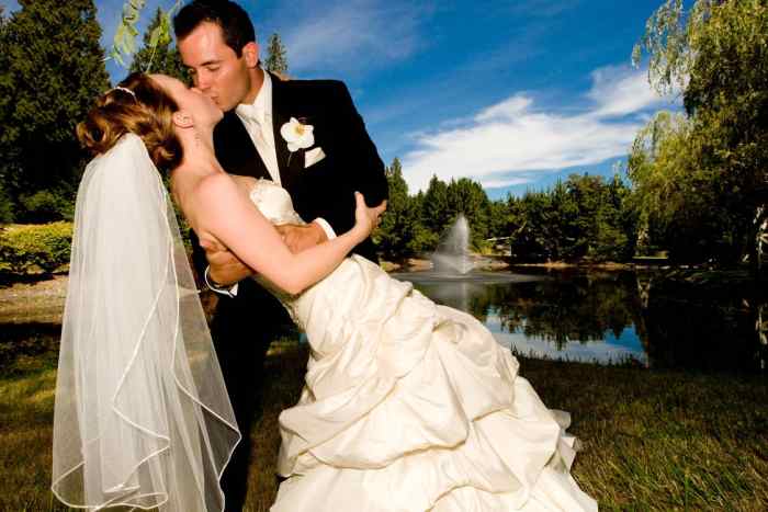 tips-for-safely-restoring-an-aged-wedding-dress