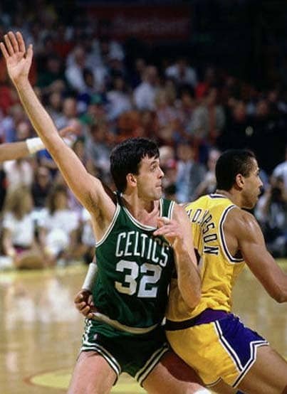 Legend has it that Kevin McHale, one of the best power forwards of all time who stood at 6'10", had one of the longest wingspans in NBA history at almost 8’0”.