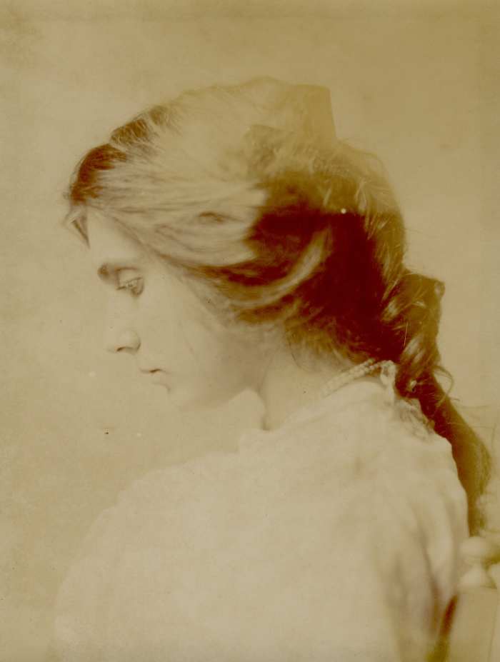 Beatrice Wood in 1908, four years before the Titanic sank. 
