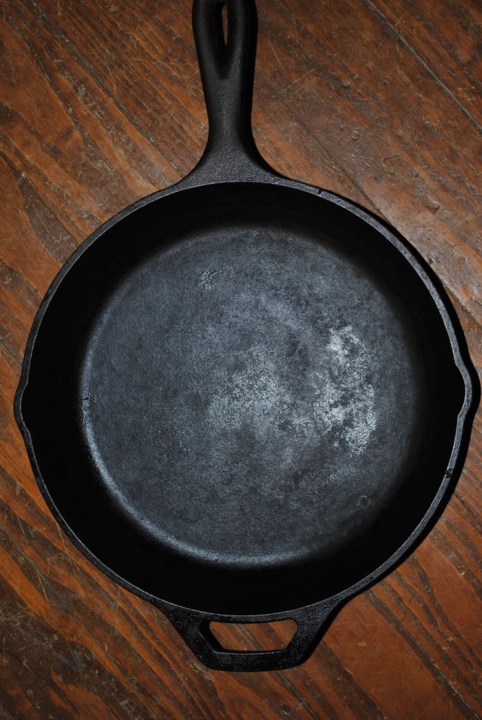 A perfectly seasoned cast iron pan. Oooo—a thing of beauty and wonder!