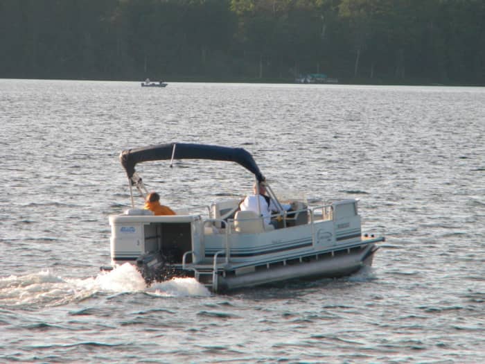 Pontoon boats, because of their high profile and vulnerability to wind, favor props that provide power and control over speed.