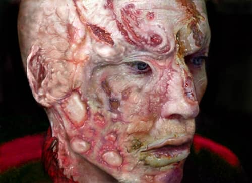 The new Freddy Krueger (portrayed by Jackie Earle Haley) features realistic burns, compared to Robert Englund's famous portrayal of Freddy.